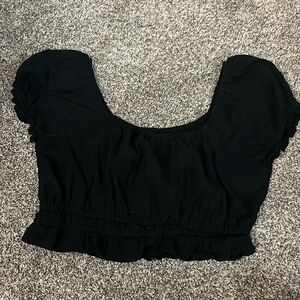 Cropped black tee